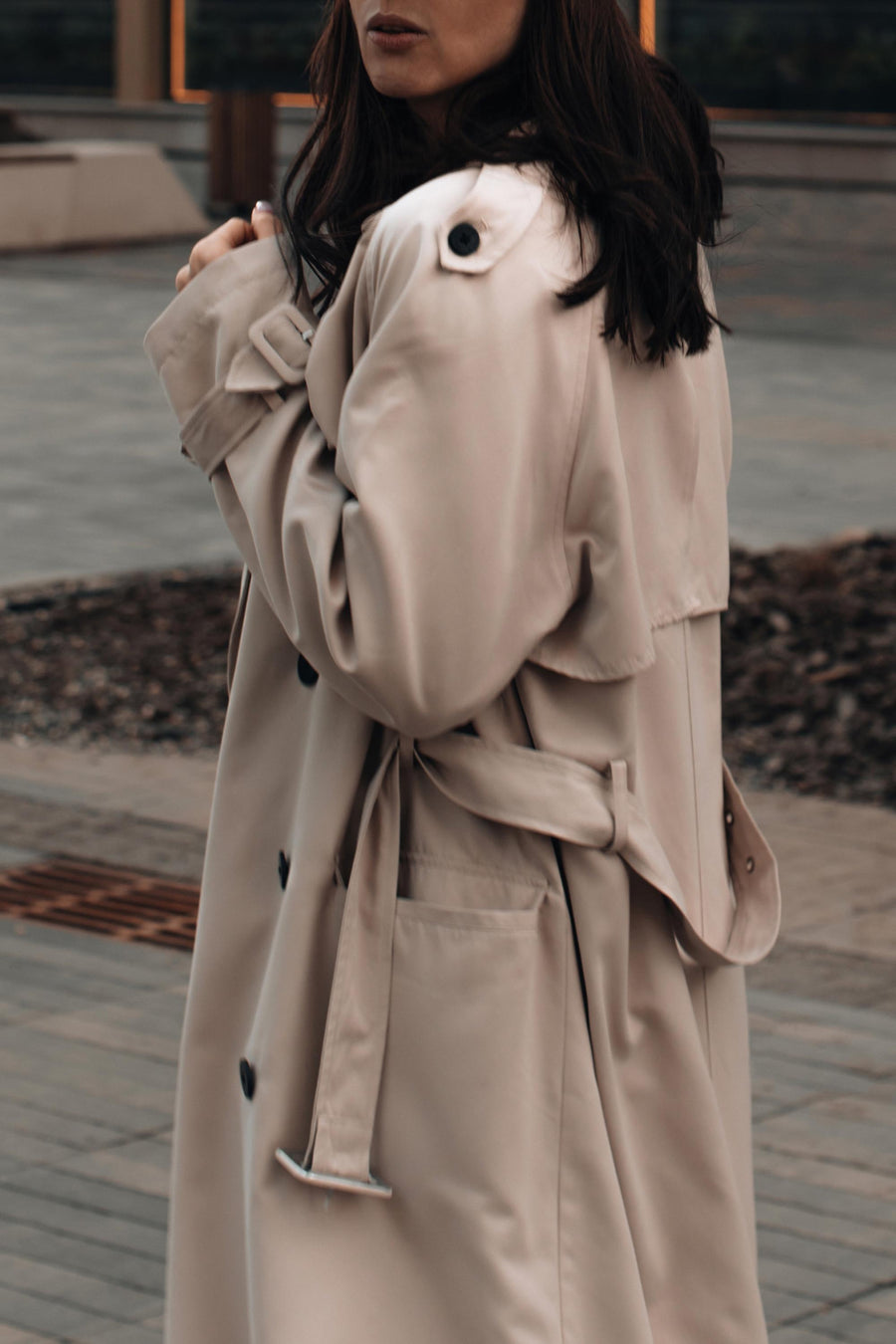 How Should a Trench Coat Fit? A Complete Women's Fit Guide