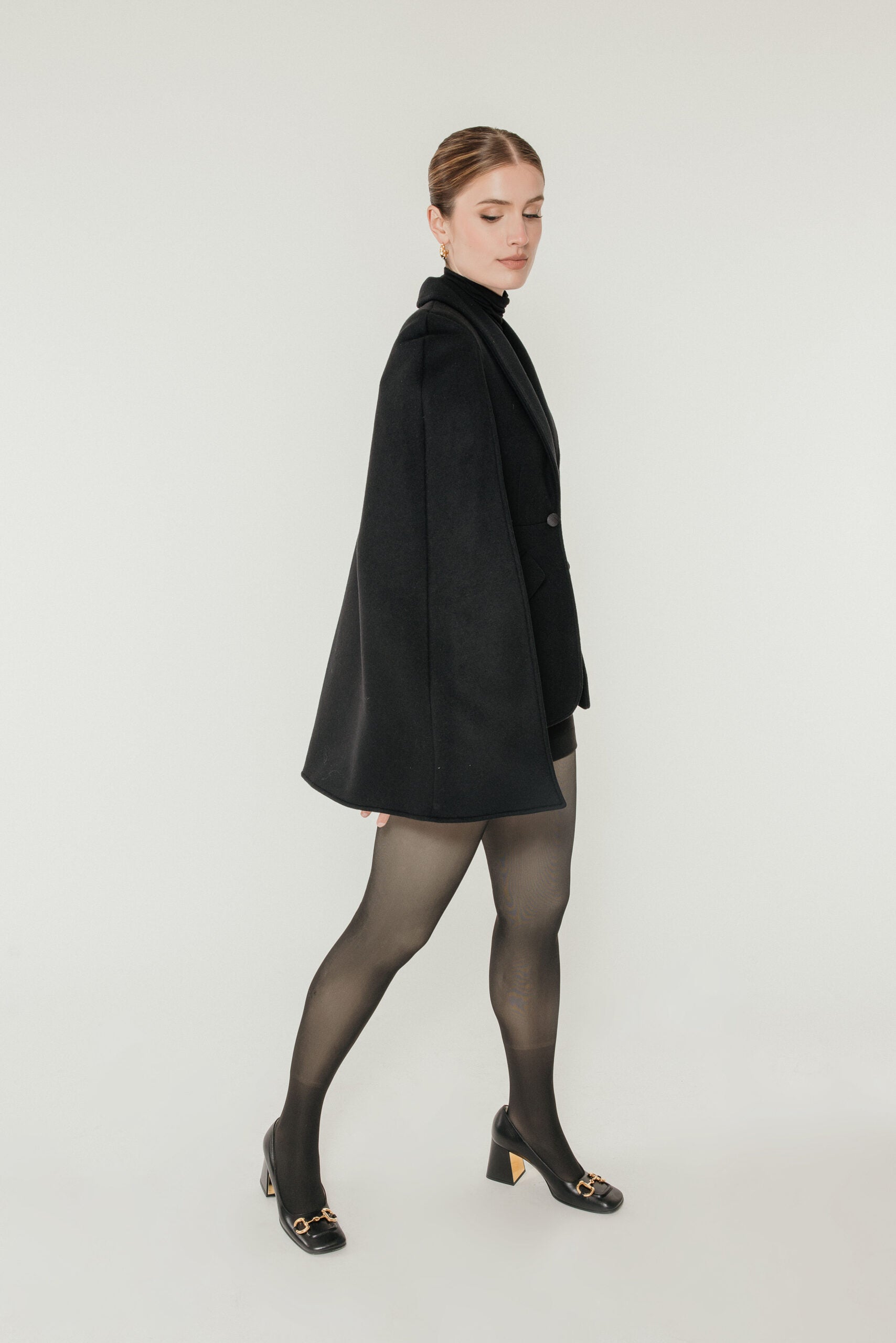 Wool Cape image 3